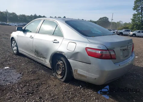 2009 Toyota Camry Le z USA, uszkodzony, nr VIN 4T1BE46K99U832481